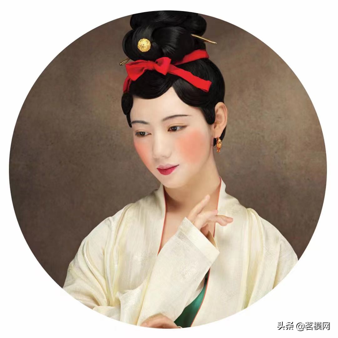 一起欣赏中式古典美女妆简直绝了